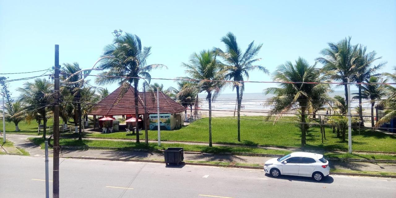 Apto Aluguel Na Temporada Pe Na Areia Peruibe Sp Экстерьер фото